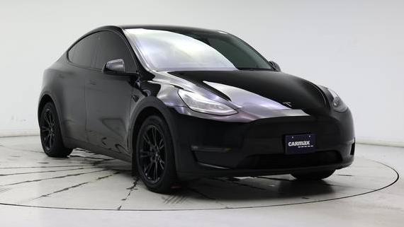 TESLA MODEL Y 2022 7SAYGDEE3NF316997 image